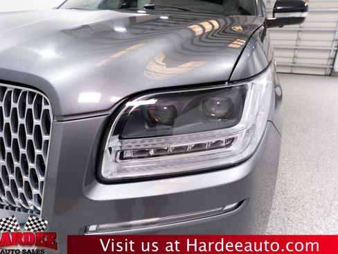 Used 2021 Lincoln Navigator Reserve RWD image 8