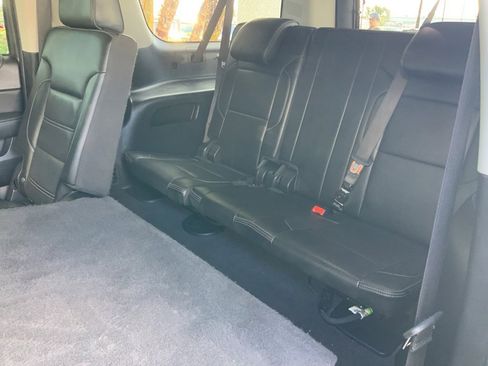 Used 2020 GMC Yukon XL Denali image 18