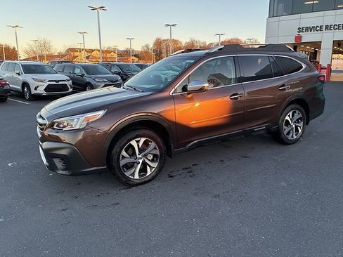 Used 2021 Subaru Outback Touring w/ Popular Package #2 image 15