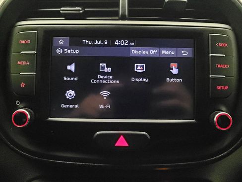 Used 2022 Kia Soul LX FWD image 25