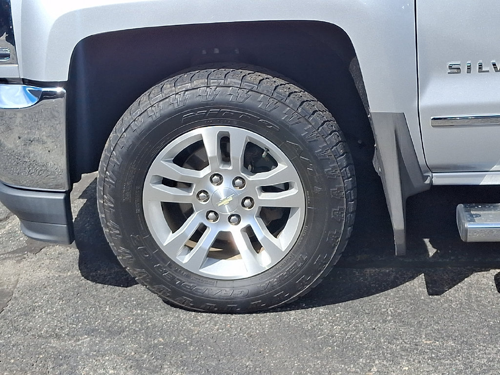 Used 2018 Chevrolet Silverado 1500 LTZ w/ LTZ Plus Package AWD/4WD image 8