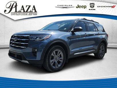Used 2025 Ford Explorer Active w/ Active Comfort Package