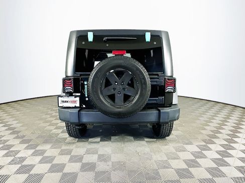 Certified 2018 Jeep Wrangler Unlimited Sport S AWD/4WD image 10