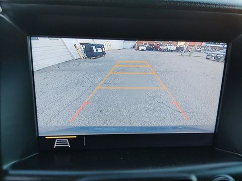 Used 2019 GMC Terrain SLT w/ Preferred Package image 22