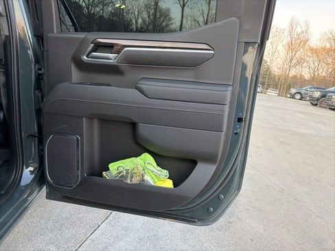 Used 2026 Chevrolet Silverado 1500 LT Trail Boss w/ Safety Package image 9