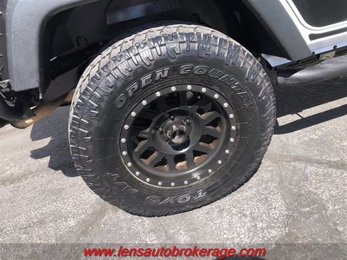 Used 2014 Jeep Wrangler Unlimited Sport AWD/4WD image 25