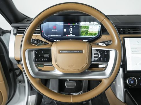 Used 2023 Land Rover Range Rover SE AWD/4WD image 26