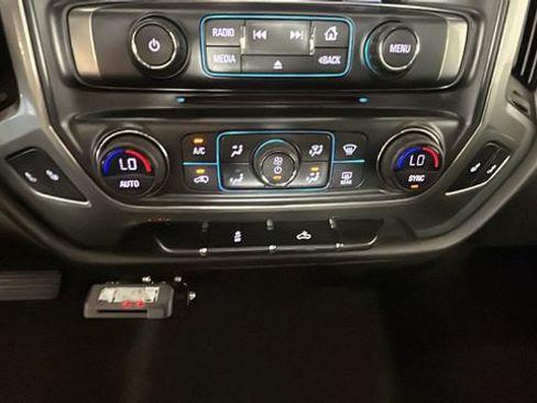 Used 2018 Chevrolet Silverado 1500 LT w/ All Star Edition AWD/4WD image 21