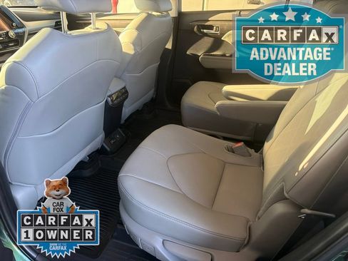 Used 2025 Toyota Highlander Platinum AWD/4WD image 9