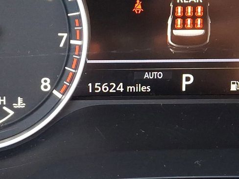 Used 2025 Nissan Pathfinder SL image 20