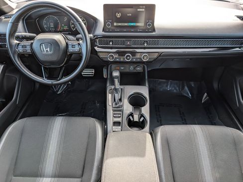 Used 2023 Honda Civic Sport image 15