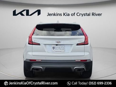 Used 2020 Cadillac XT4 Premium Luxury w/ Driver Assist Package FWD image 8
