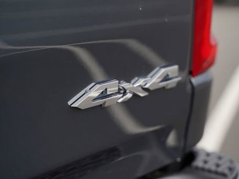 New 2026 RAM 1500 Laramie AWD/4WD image 40