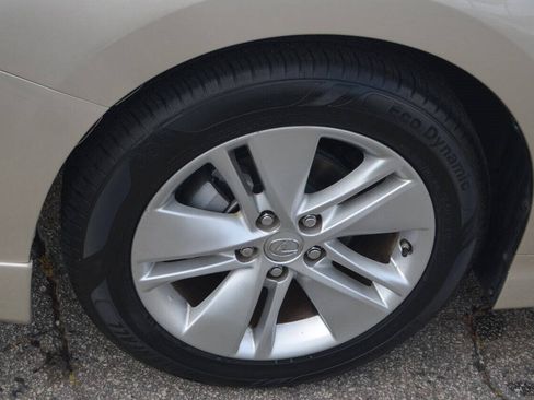 Used 2012 Lexus HS 250h image 16