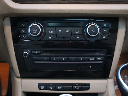 Used 2014 BMW X1 sDrive28i image 33