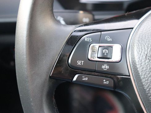 Used 2020 Volkswagen Jetta SE FWD image 28
