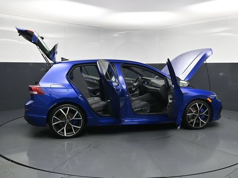 Used 2022 Volkswagen Golf R AWD/4WD image 33