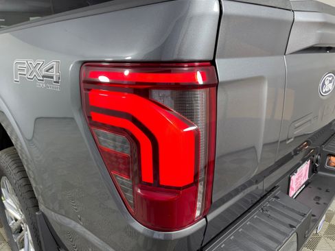 New 2025 Ford F150 Lariat w/ Equipment Group 502A High image 19