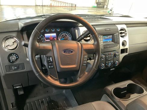 Used 2013 Ford F150 XLT w/ Luxury Equipment Group image 16
