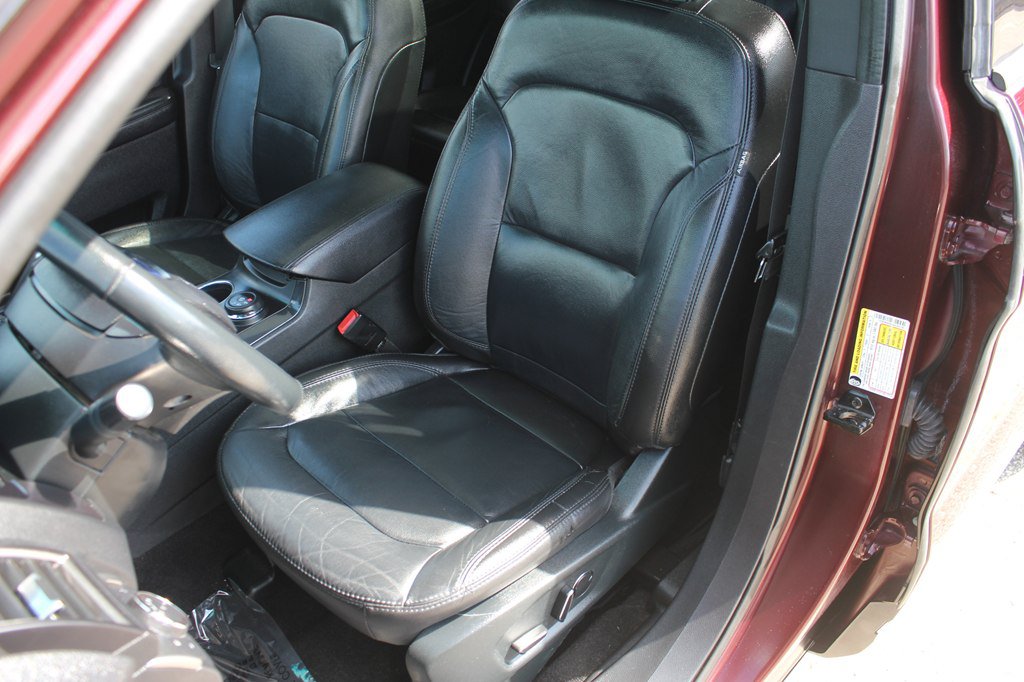 Used 2018 Ford Explorer XLT w/ Equipment Group 202A AWD/4WD image 29