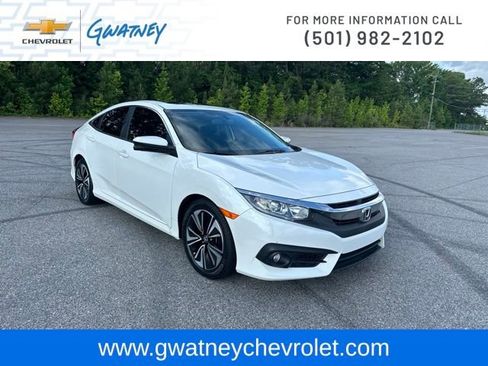 Used 2018 Honda Civic EX-L image 3