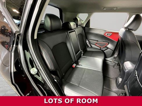 Used 2023 Kia Soul GT-Line w/ GT-Line Technology Package FWD image 24