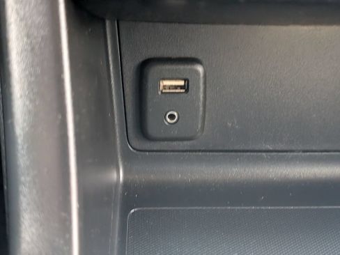 Used 2016 Chevrolet Colorado LT w/ LT Convenience Package AWD/4WD image 22