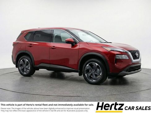 Used 2025 Nissan Rogue SV AWD/4WD image 1