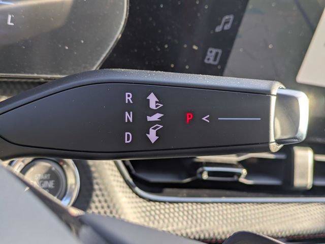 New 2026 Chevrolet Equinox RS w/ Convenience Package III FWD image 32