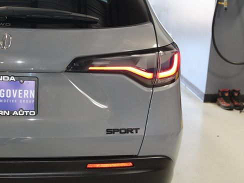 Used 2024 Honda HR-V Sport image 39