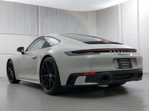 Certified 2024 Porsche 911 Carrera S RWD image 3