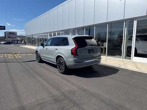 Certified 2025 Volvo XC90 B6 Plus image 3