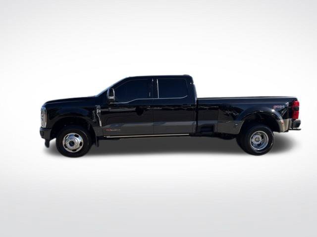 Used 2026 Ford F350 4x4 Crew Cab DRW Super Duty image 4
