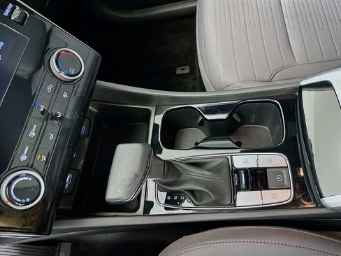 Certified 2024 Hyundai Santa Cruz SE FWD image 13