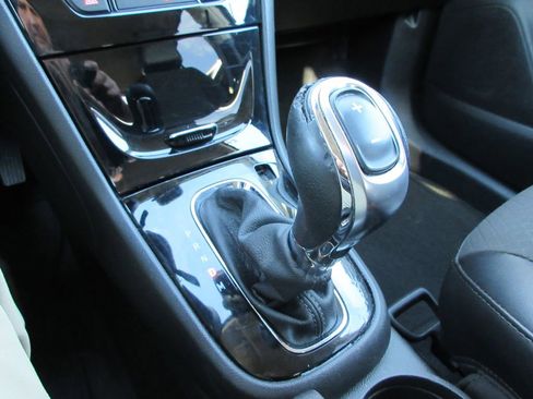 Certified 2018 Buick Encore Preferred image 27