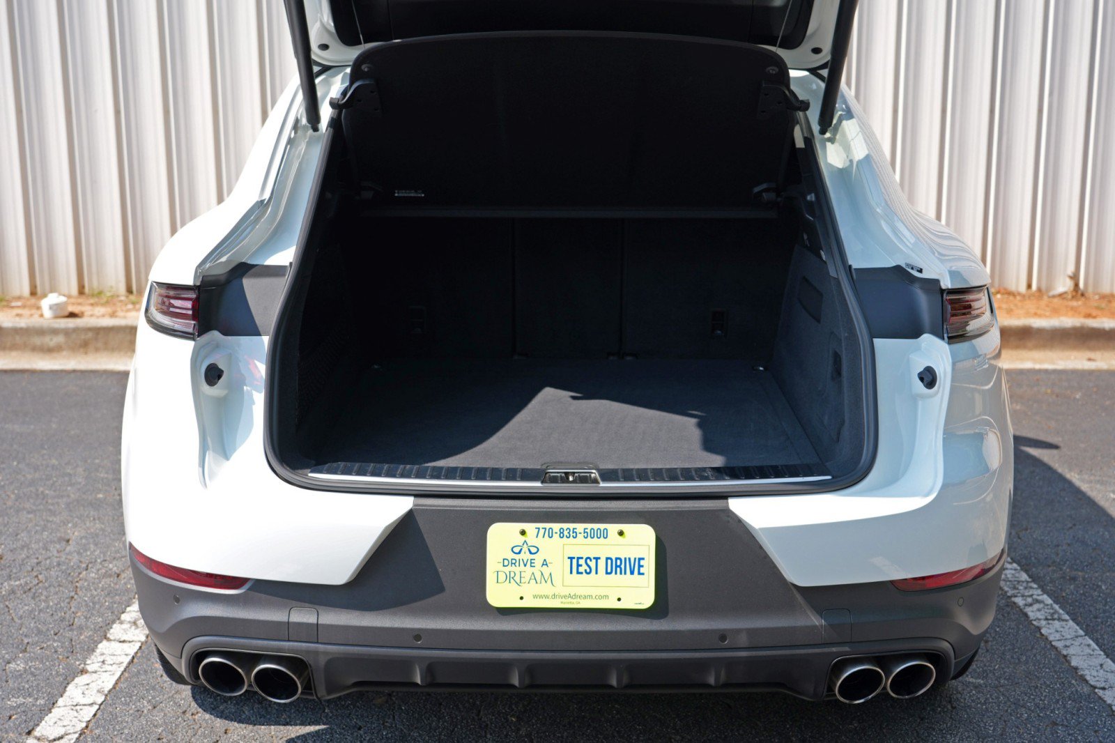 Used 2024 Porsche Cayenne S AWD/4WD image 10