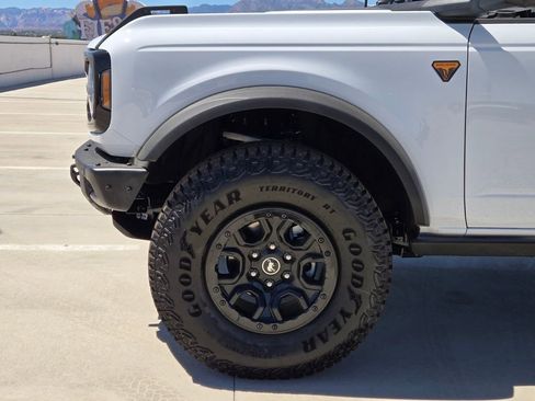 New 2026 Ford Bronco Badlands AWD/4WD image 7