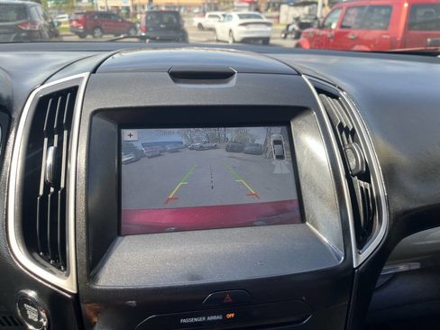 Used 2016 Ford Edge SEL w/ Equipment Group 201A image 9