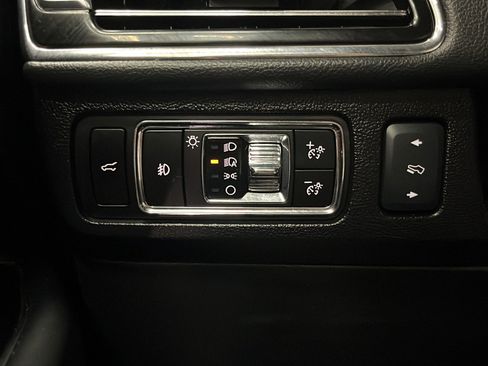 Used 2024 Lincoln Navigator Reserve AWD/4WD image 34