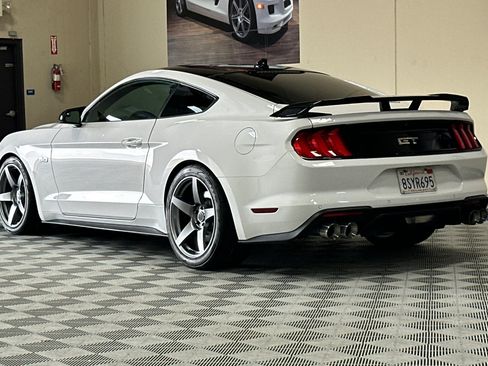 Used 2020 Ford Mustang GT RWD image 6
