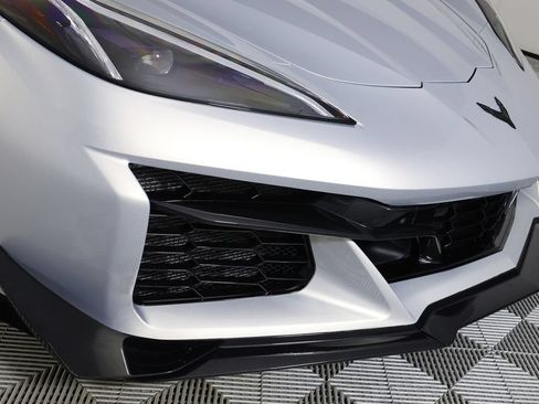 Used 2024 Chevrolet Corvette Z06 RWD image 41