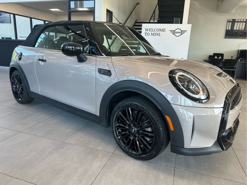 Used 2023 MINI Cooper S FWD image 3