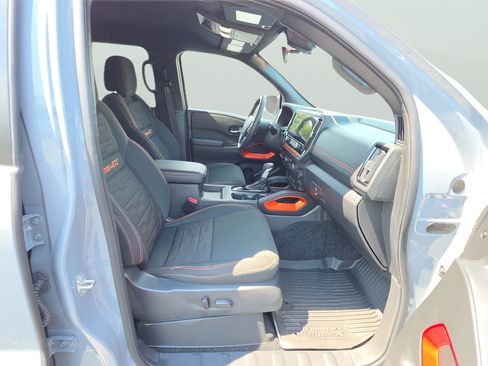 Used 2025 Nissan Frontier PRO-4X w/ Interior Protection Package AWD/4WD image 18