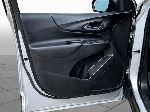 Used 2019 Chevrolet Equinox LT w/ LPO, Cargo Package FWD image 19