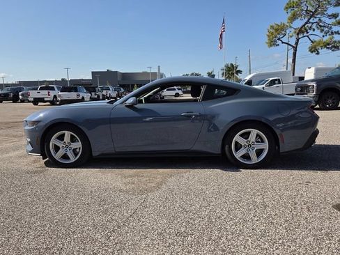 Used 2026 Ford Mustang Coupe RWD image 5