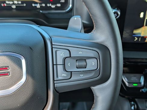 Used 2026 GMC Sierra 1500 AT4 w/ Technology Package AWD/4WD image 20