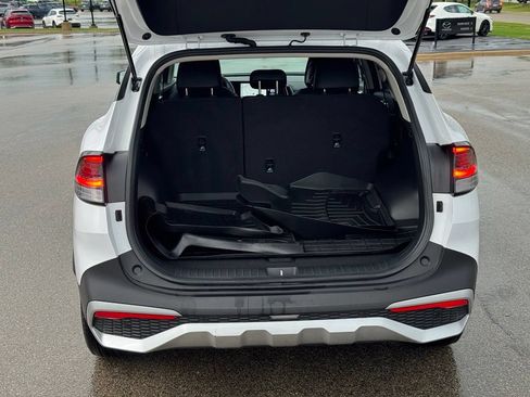 Used 2024 Kia Sportage EX AWD/4WD image 32