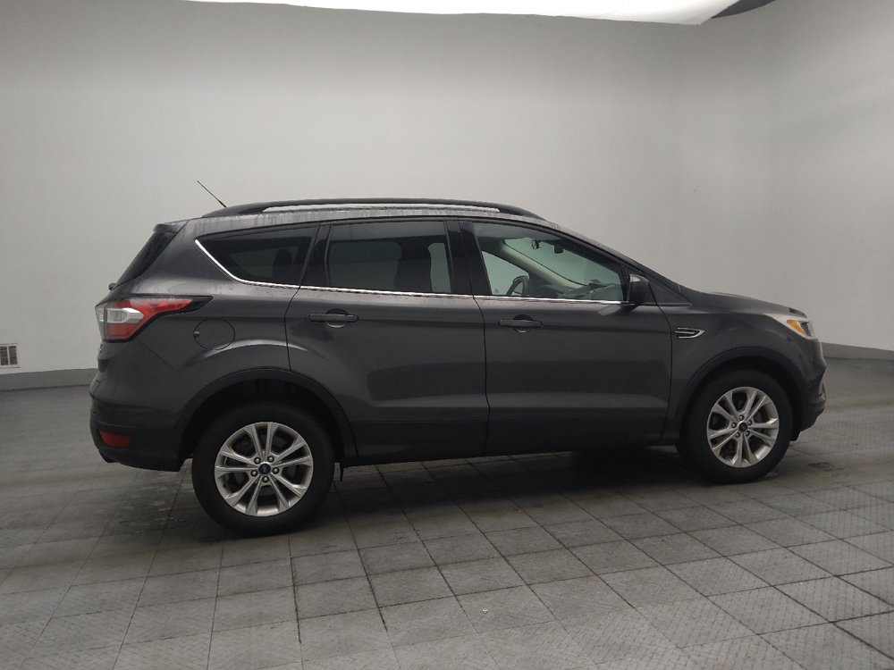 Used 2018 Ford Escape SE FWD image 10