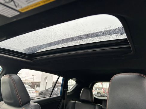 Used 2016 Toyota RAV4 SE image 30