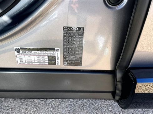 New 2026 Land Rover Range Rover SE image 13